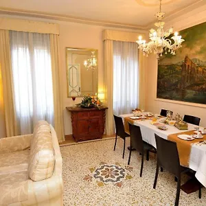 Bed & Breakfast Ca Del Modena Only, Benátky