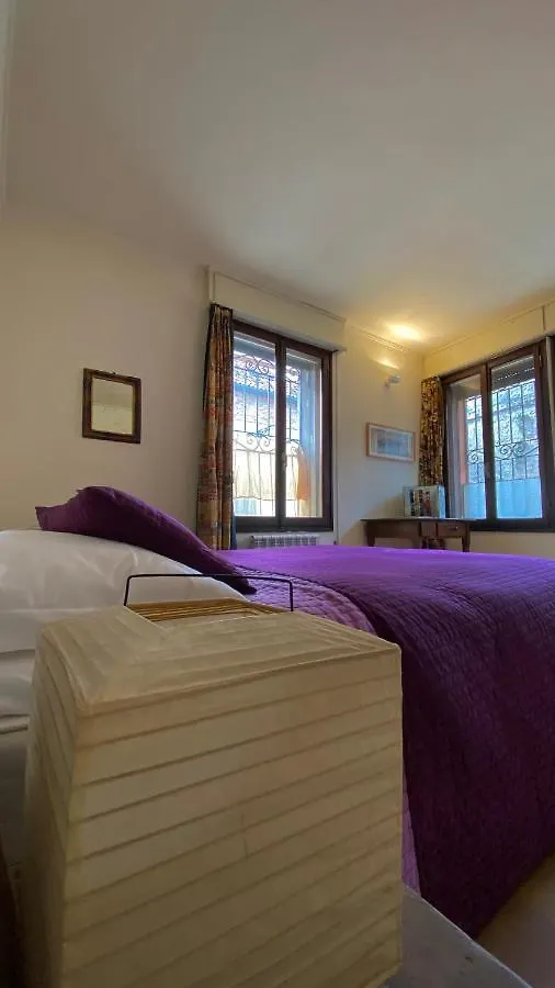 Apartment Ferienwohnung Artistico - Artistic Flat In Front Of Guggenheim Collection Venedig